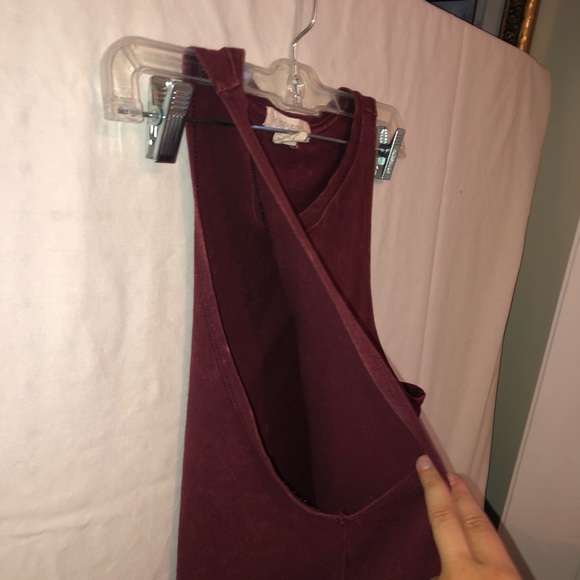 Basic cropped tank! - Picture 5 of 5